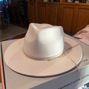 Rhythm Cream Wool Hat